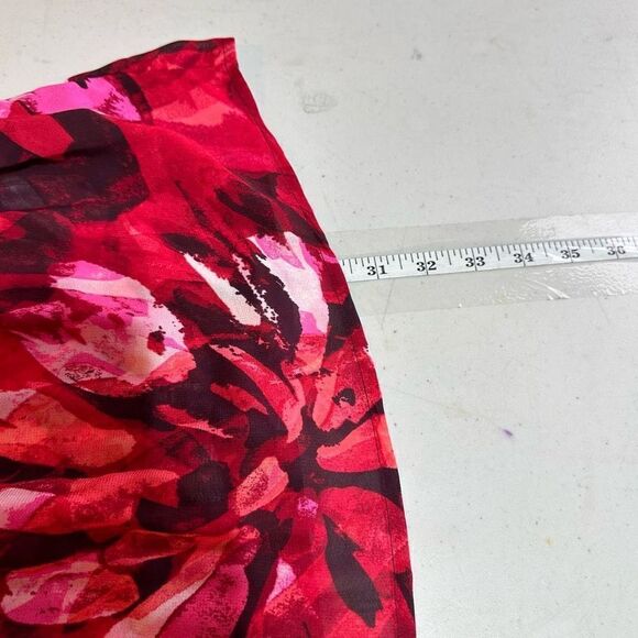 Catherines Women's Floral Bell Sleeves Stretch Blouse Red Black Plus Size 1X - Picture 7 of 8